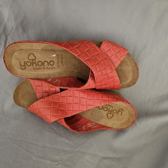 yokono Shoes - Women's Coral Sandals